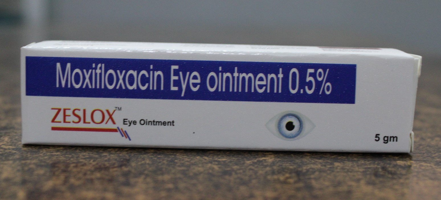 Zeslox Eye Ointment