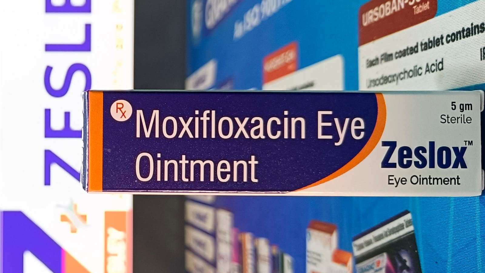 Zeslox Eye Ointment